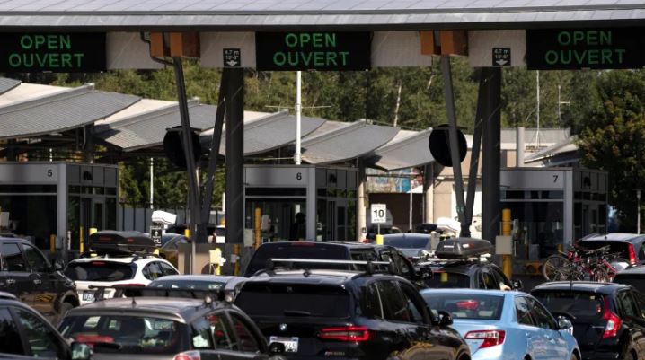 卑詩省民短程陸路來回加美兩地 入境時毋須提交病毒檢測報告