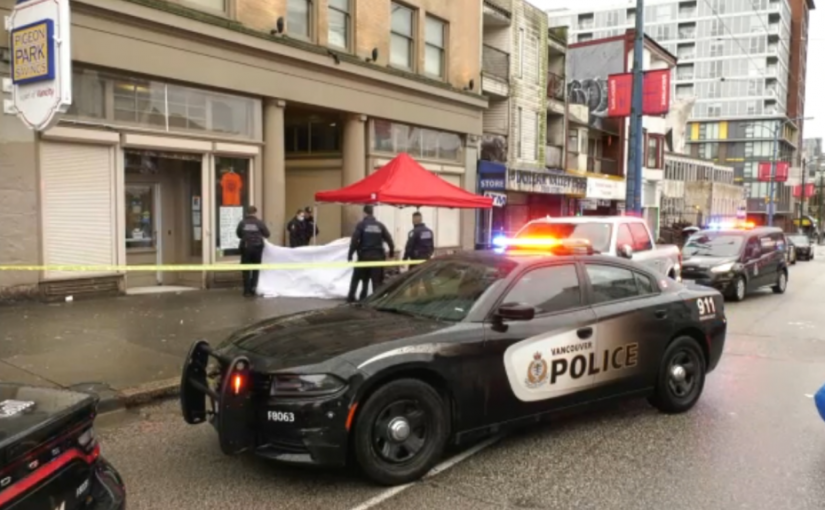 溫哥華市中心東端發生命案 一男子被刺斃