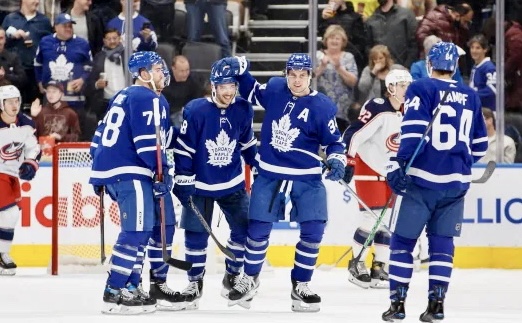 【有片】連失兩大主將形勢嚴峻  楓葉4球領先幾乎翻船