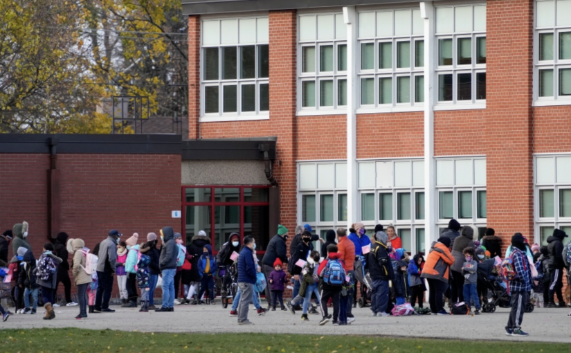 安省停止收集各教育局新冠病例數 不再報告學校病例