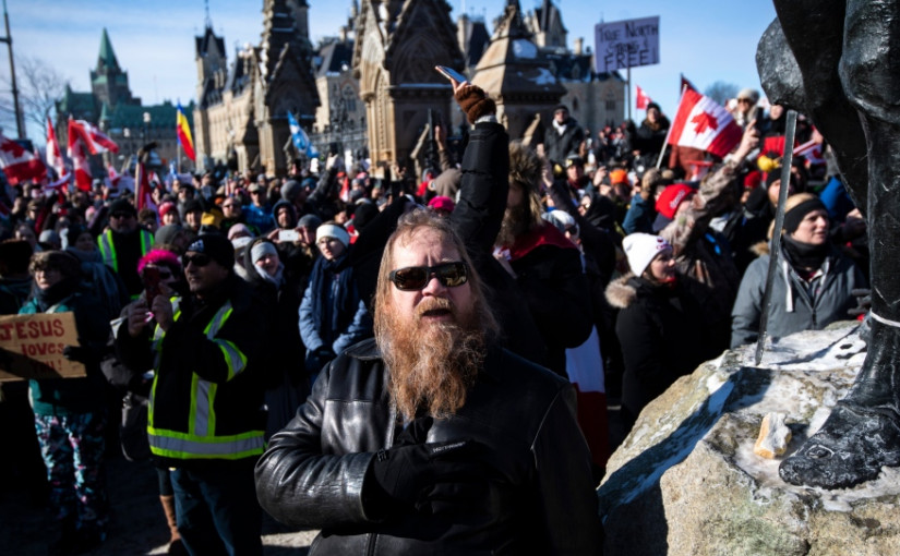 【更新】國會山的抗議活動進入第二日 有示威者不願離開