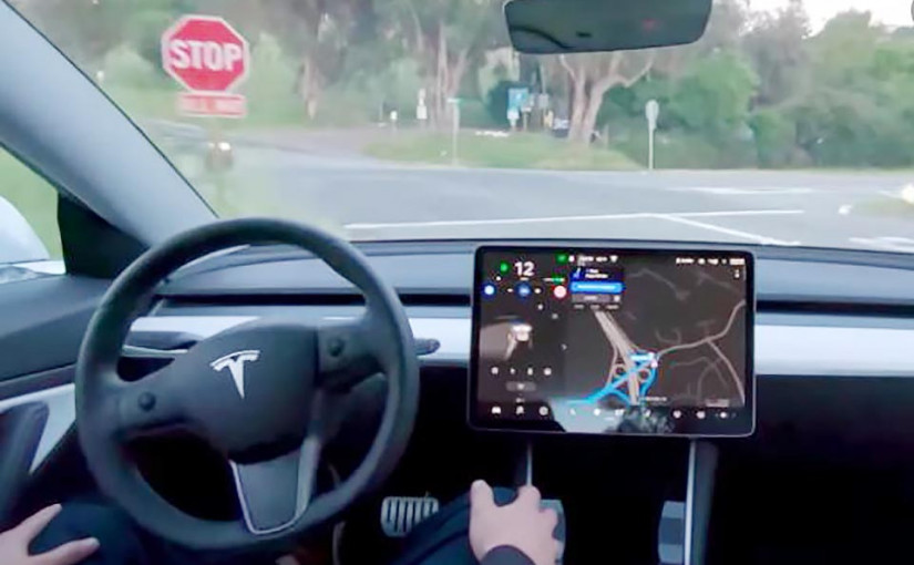 Tesla「滾動停止」功能不安全 須回收5.4萬輛車