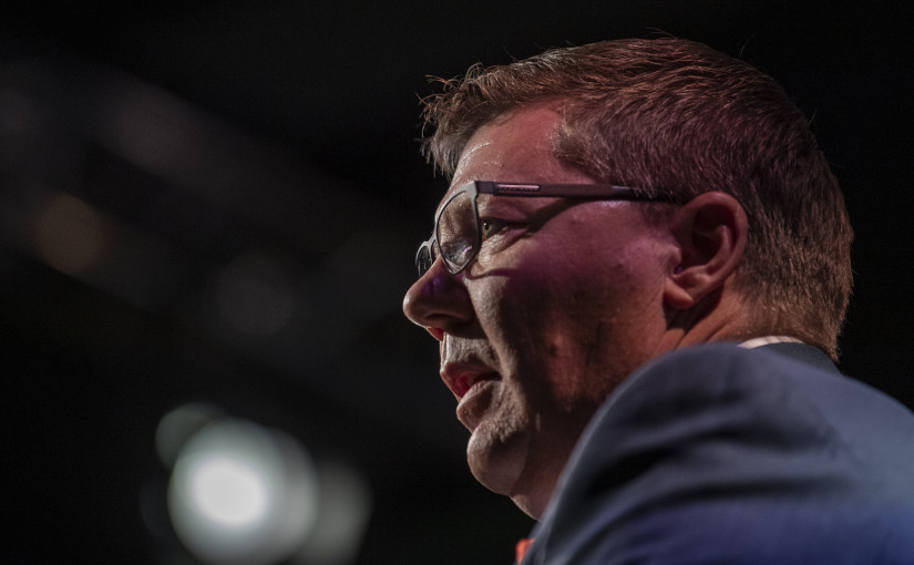 亞省和沙省打算解除餘下防疫限制 有醫學會和市民促請省府重新考慮