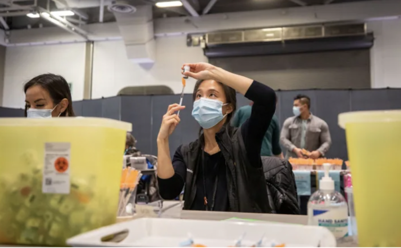 NACI發佈新建議 強調感染過新冠人士也要全面注射疫苗