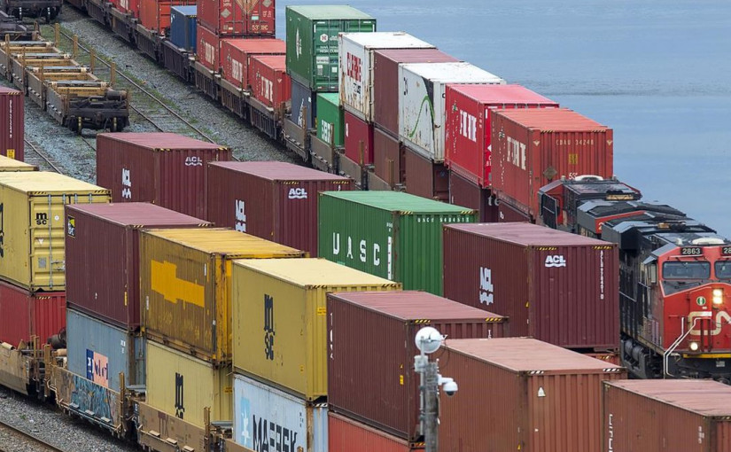 12月加拿大商品貿易逆差1.37億元