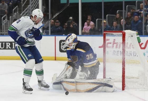 NHL加人隊1：4不敵怨曲隊