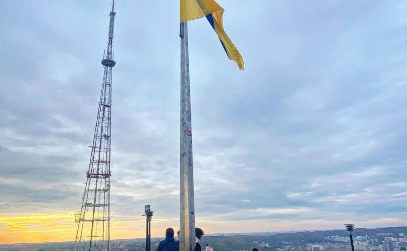 卑詩烏克蘭裔少女加入加拿大武裝部隊 為抗俄出力