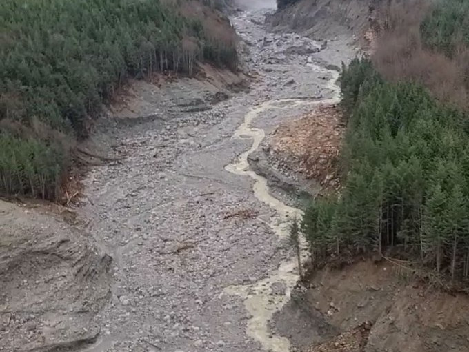 研究指 卑詩中岸2020年的山體滑坡事故引發大規模海嘯