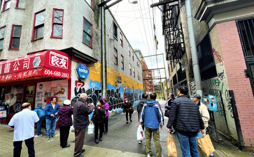 溫市華埠《八仙過海》被塗鴉破壞 逾百名市民聯署促政府重視