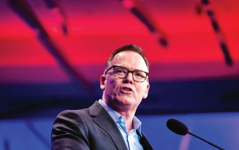 油價飛漲 自由黨黨領抨擊省府令省民生活難以負擔