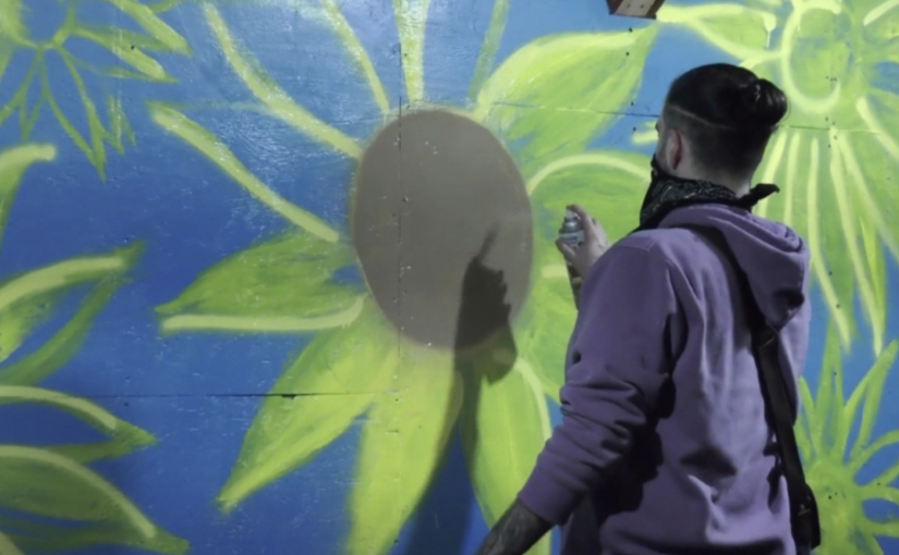 本拿比支持烏克蘭壁畫遭破壞  創作者重新修復