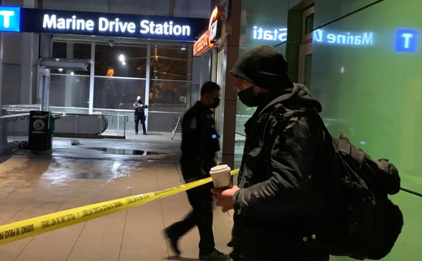 突發：溫哥華天車站現可疑包裹，警方封海旁站商場大廈