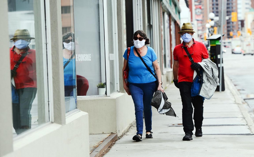 安省添1564人染疫 ICU患者1周減少27％