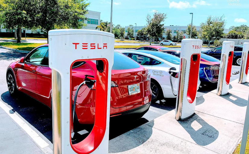 Tesla觸摸屏或過熱現空白 須回收13萬輛車