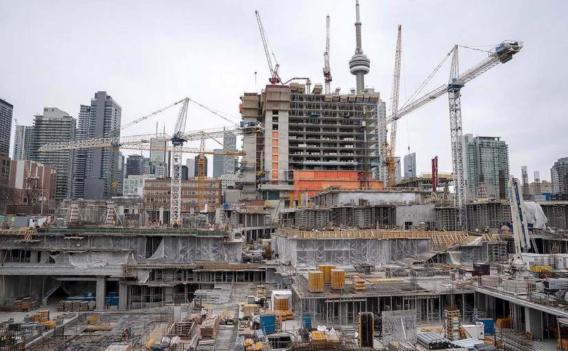 安省1.5萬名工匠罷工 建造活動大受打擊