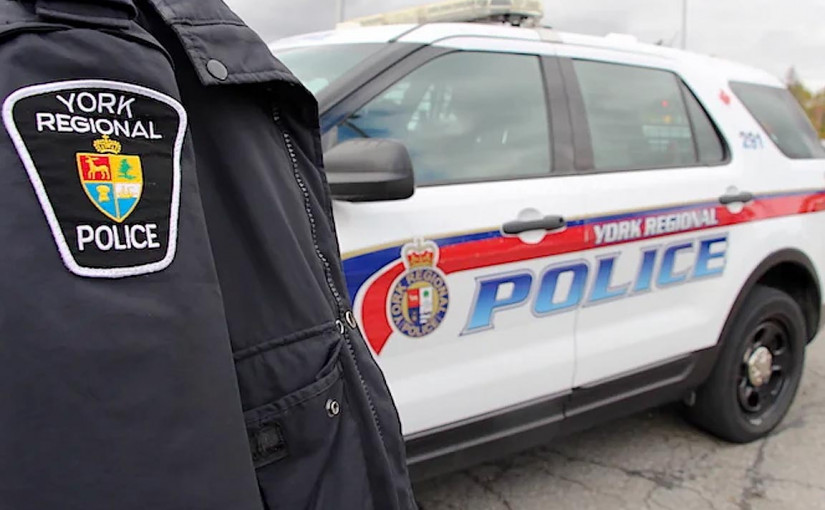 2青少年持假槍發出威脅後被捕 約克區2學校安全封鎖