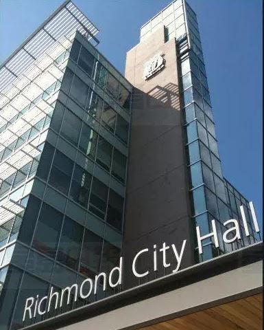 就市府清理草地賬單 列治文一業主提出異議