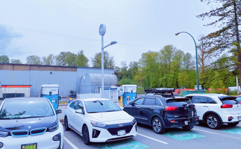 油價高企令大溫居民謹慎出行 電動車主抱怨充電樁屈指可數