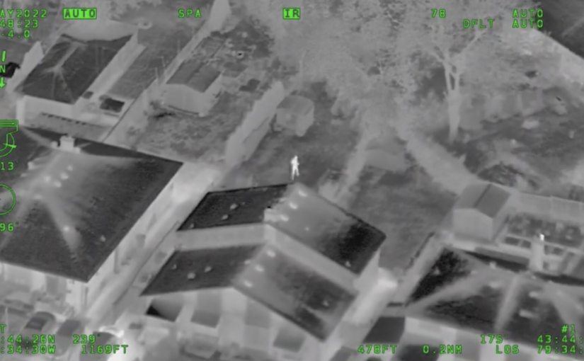 【有片】警方出動直升機 追蹤逮捕兩名劫車嫌犯