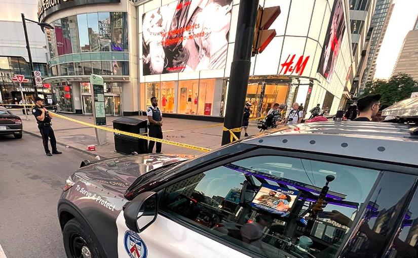 伊頓中心外多人打鬥 1人身中多刀 1人被捕