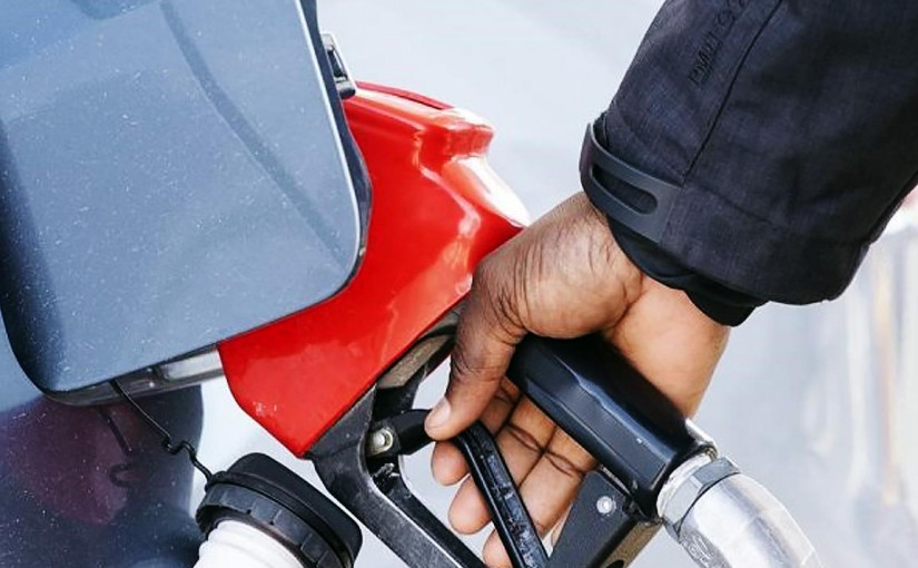 聯邦減排法規生效後 加國汽油價每公升料推高13仙