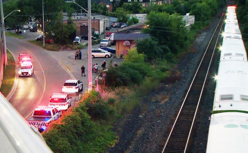 4歲女童與家人橫越鐵路 被最後1班列車撞死