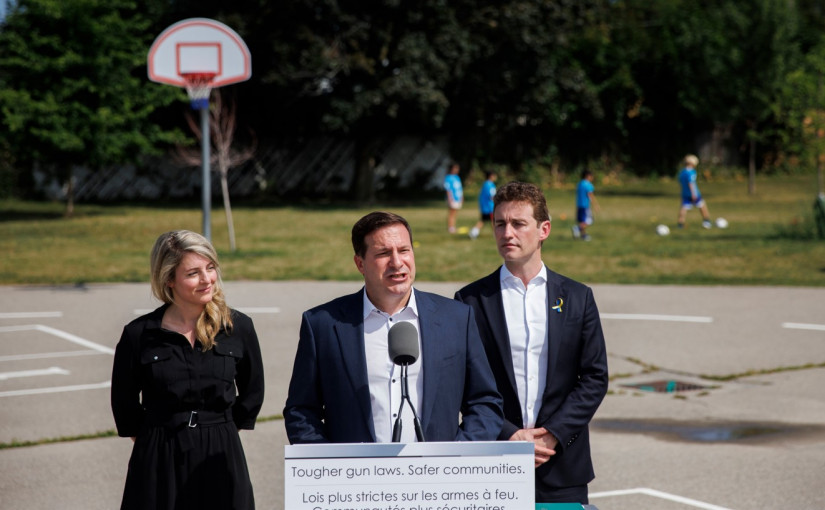 渥京宣布手槍進口临时禁令   两周内生效直至永久禁令通过