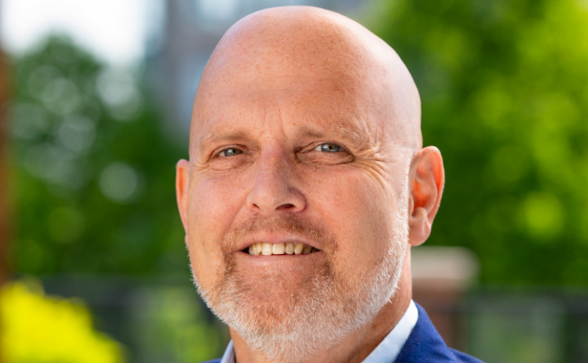 表示不再有信心解決問題 卑詩房屋局行政總裁辭職