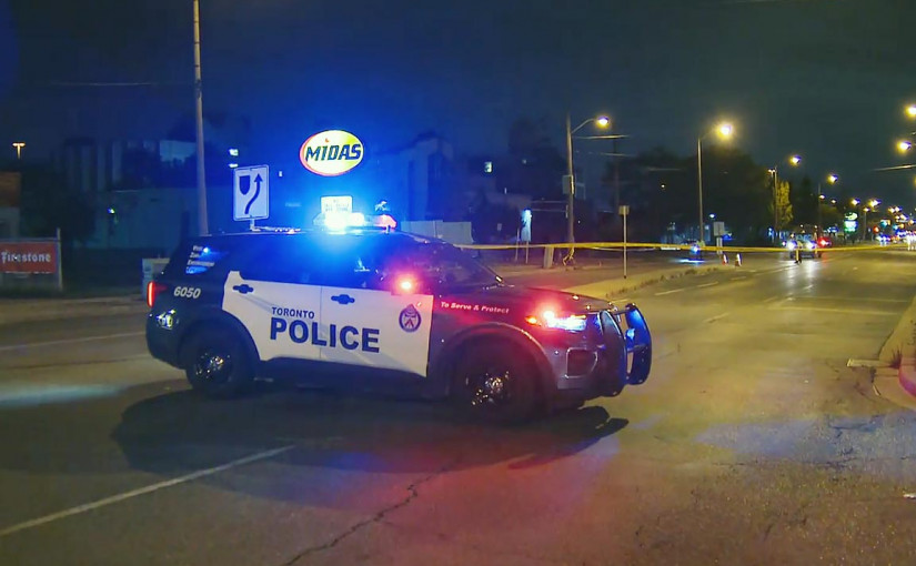 北約克發生汽車撞傷人後不顧而逃事件 女途人腿部受重傷