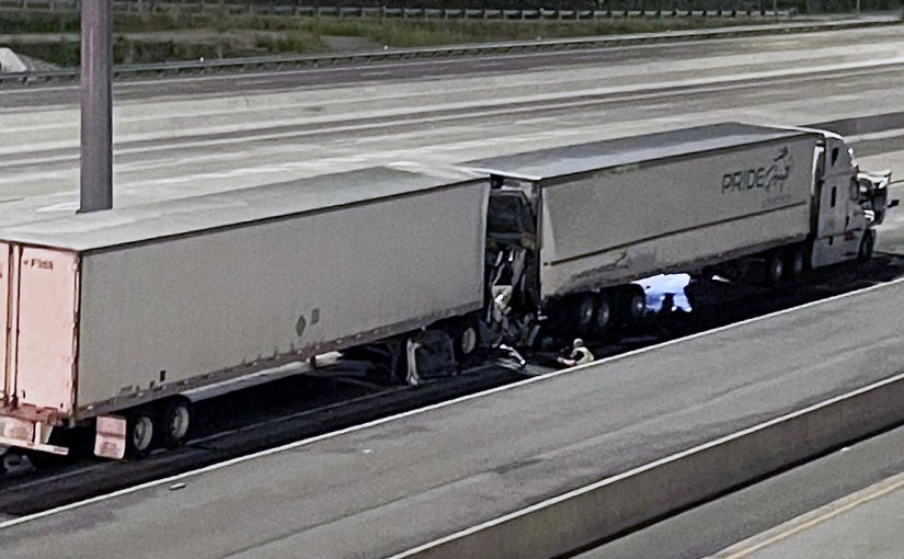 2貨櫃車401公路追撞 1重傷1輕傷