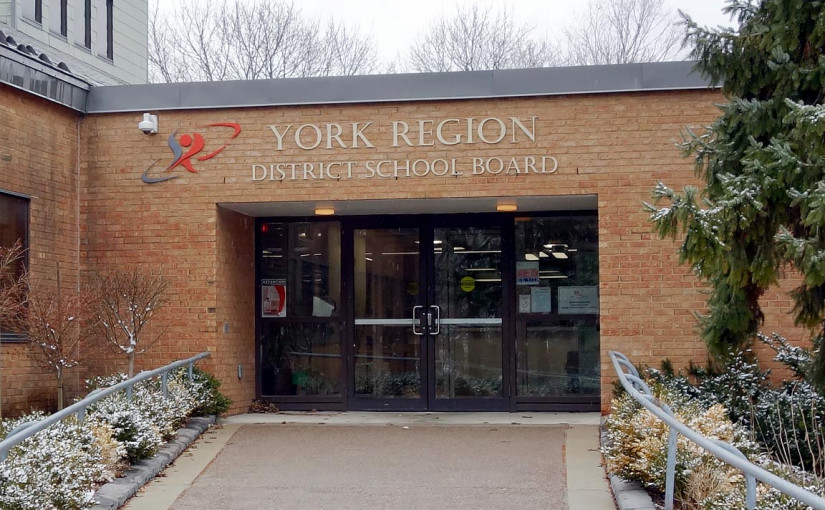 約克區教師不能在課室內為英女皇逝世作任何悼念活動