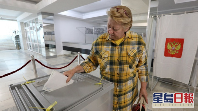 俄烏局勢｜瑞士譴責烏東入俄公投擬跟進歐盟制裁 傳有民眾被強迫投票