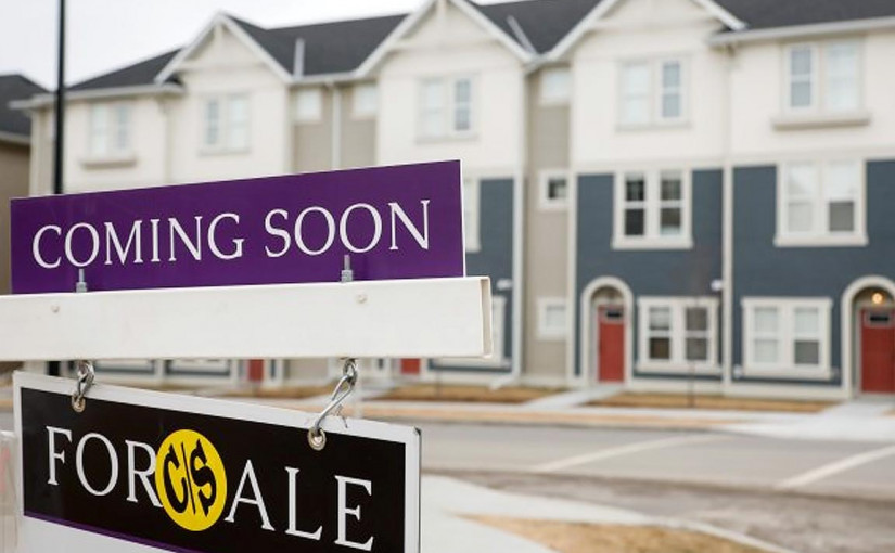 CMHC預測加國樓價明年次季較高峰跌14.3％