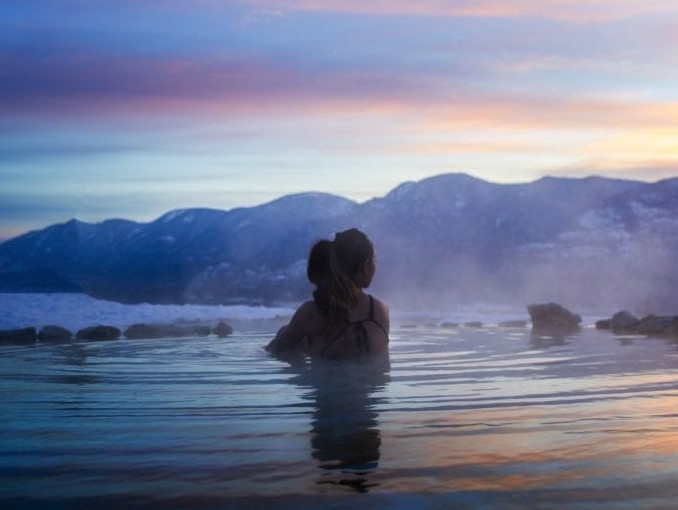 沉浸山水氤氳之美  神遊卑詩環形溫泉路