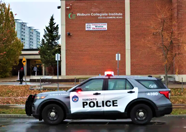 【更新】多倫多高中門前發生槍擊案 一死一傷