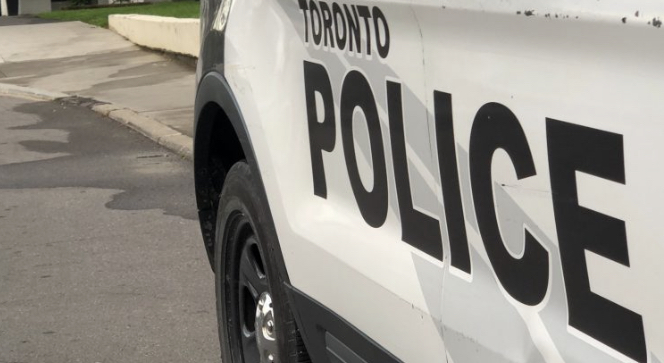 三天之內八度遞箋犯案 59歲男涉械劫銀行落網