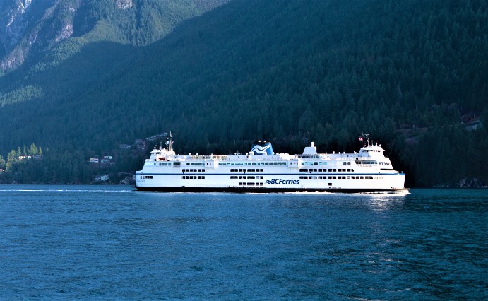 受惡劣天氣影響 大溫來往溫島多班渡輪停駛航