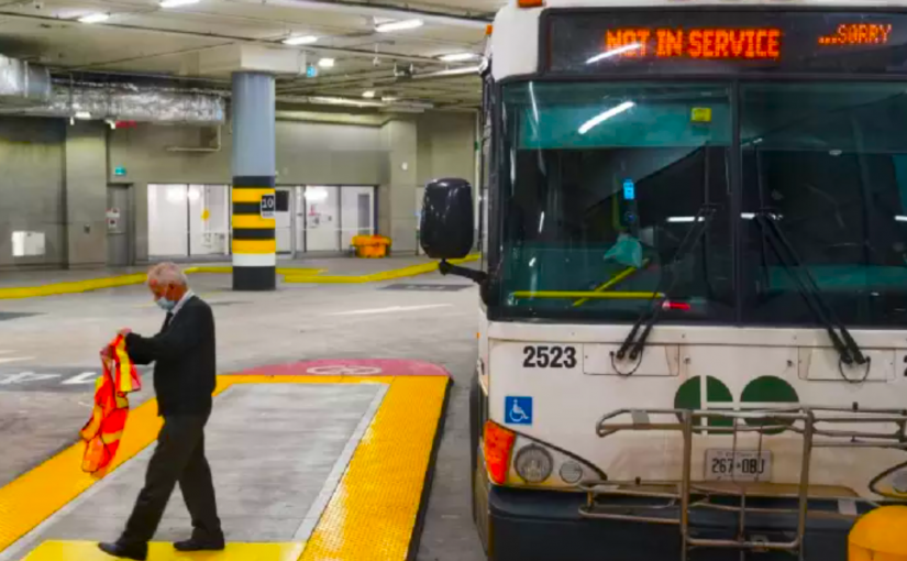 【更新】GO Transit工會與Metrolinx談判破裂 周一零時起停止巴士服務