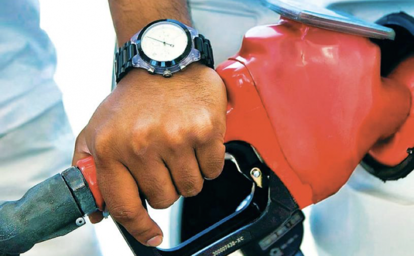 卑詩2023年油價跌還是漲？專家這麼說