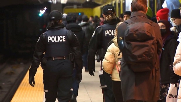 【防暴小心為上】多市地鐵站驚傳持槍男子出沒   警方雖無檢獲武器仍拘一人