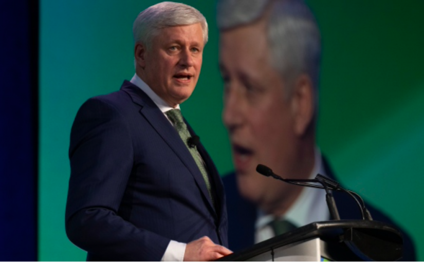 前總理哈珀罕見公開露面  稱加拿大需要「保守黨復興」