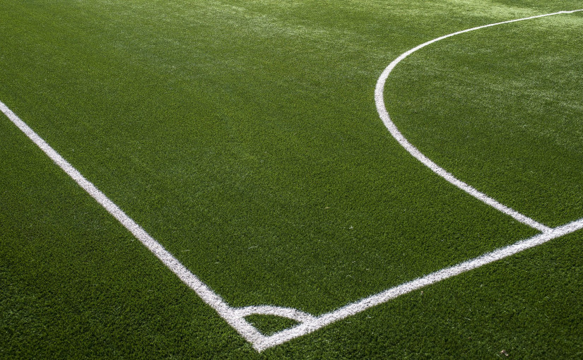 北溫一足球隊員因一個鏟球被判賠10萬元