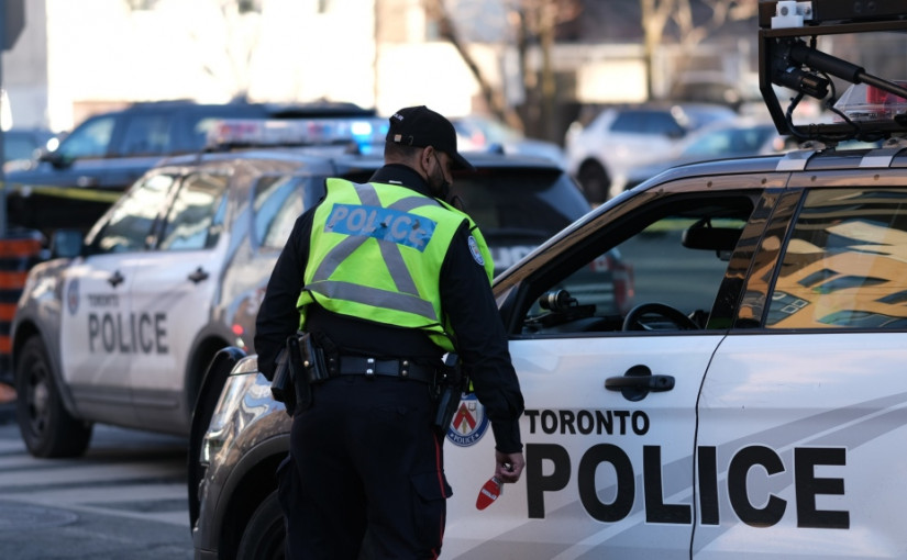 TTC公交車撞傷一行人