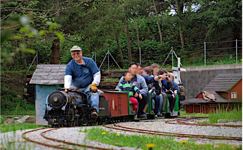 復活節長周末好去處  本拿比搭迷你蒸汽列車