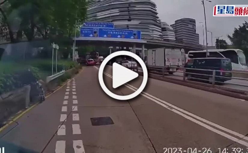 (視頻)大叔推輪椅婦漫步紅隧行車線 與車同行觸目驚心 網民疑有隱情｜Juicy叮