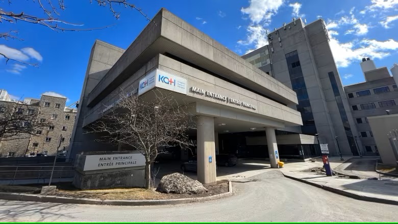 京士頓醫院前僱員被控持假證書當護士