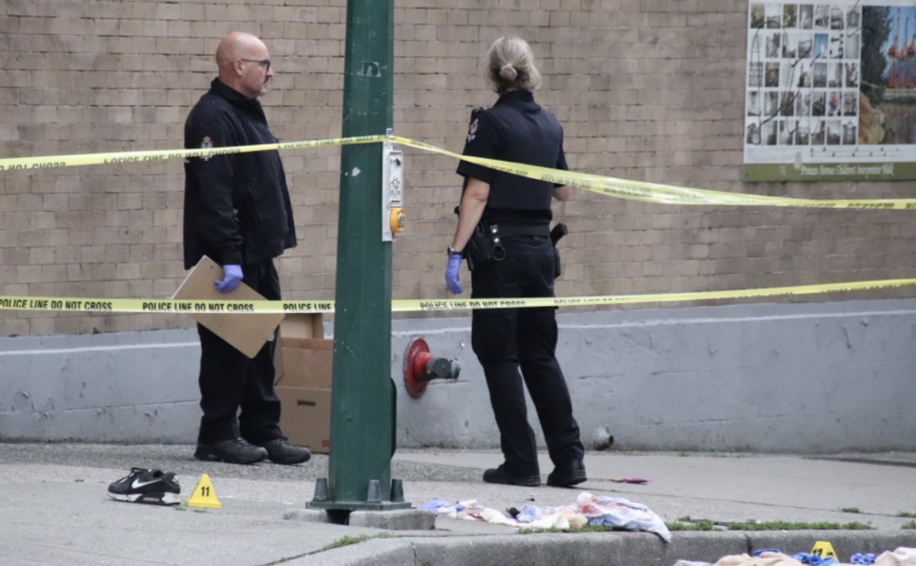 溫哥華市東區發生槍擊案 男生傷勢嚴重危及生命