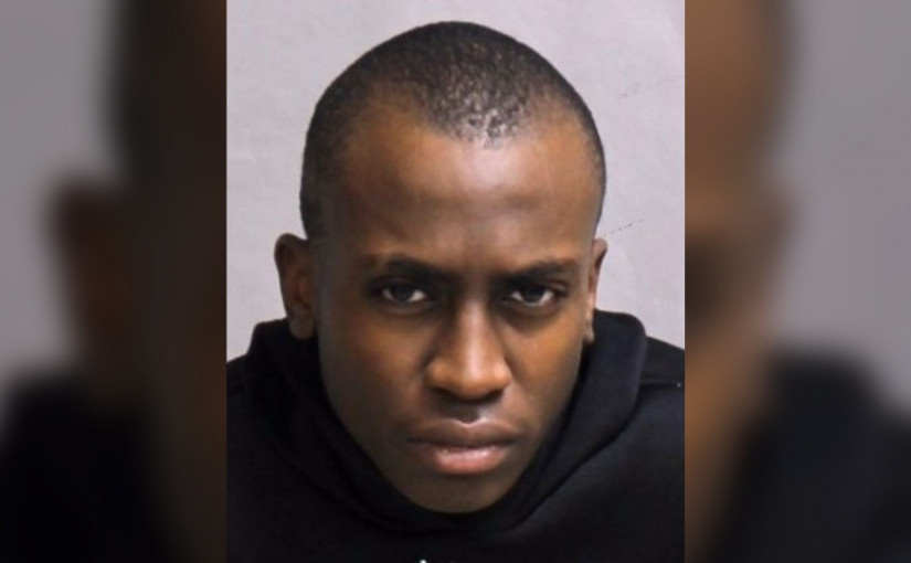 行進地鐵中男子遭拔刀追趕刺成重傷 嫌犯被逮捕