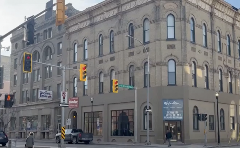 溫尼辟槍擊案兇手逃往卑詩 警方聯合行動 最終在蘭里被捕