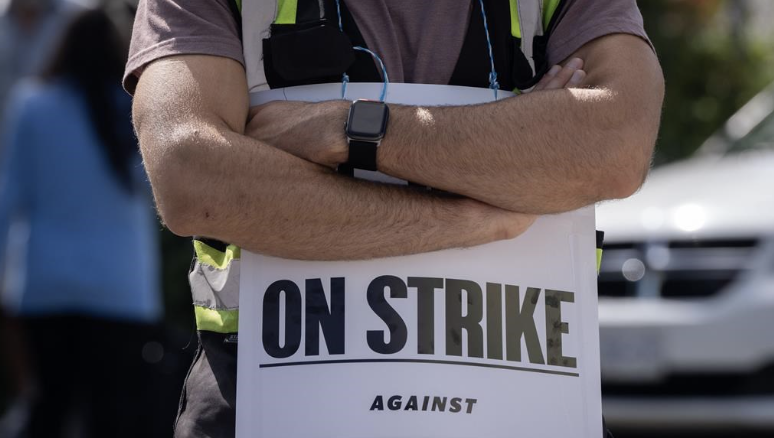 卑詩港口近7,400名工人罷工 工會將提供最新進展